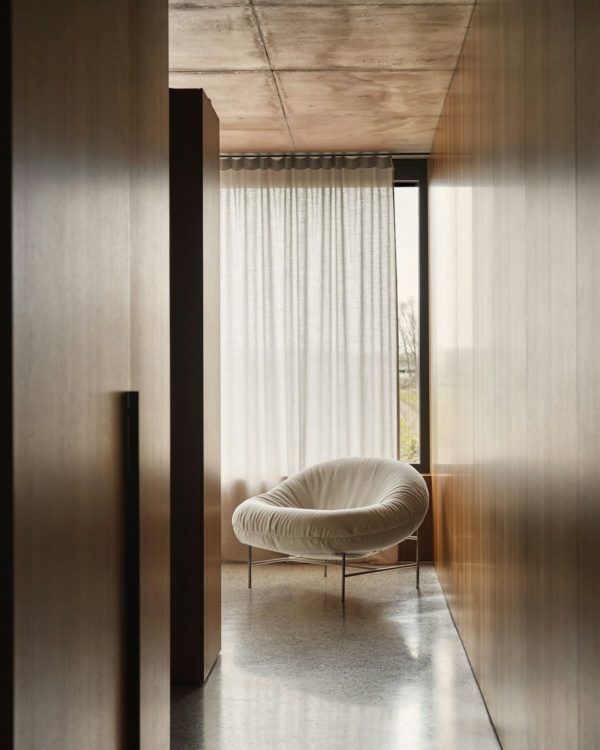 Perron Bun Lounge Chair, Knoll