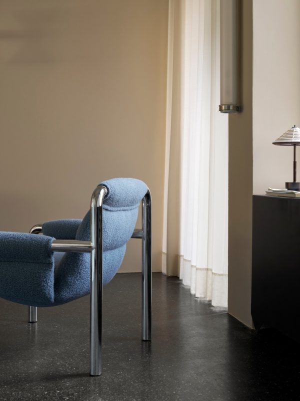 Atli Lounge Chair by Wendelbo