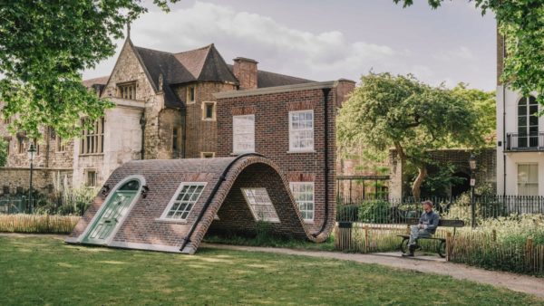 A Week at the Knees by Alex Chinneck